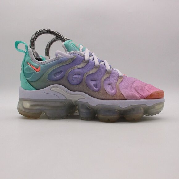 easter vapormax plus